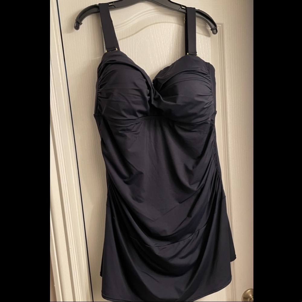 EUC Anne Cole Plus-size Swim Dress